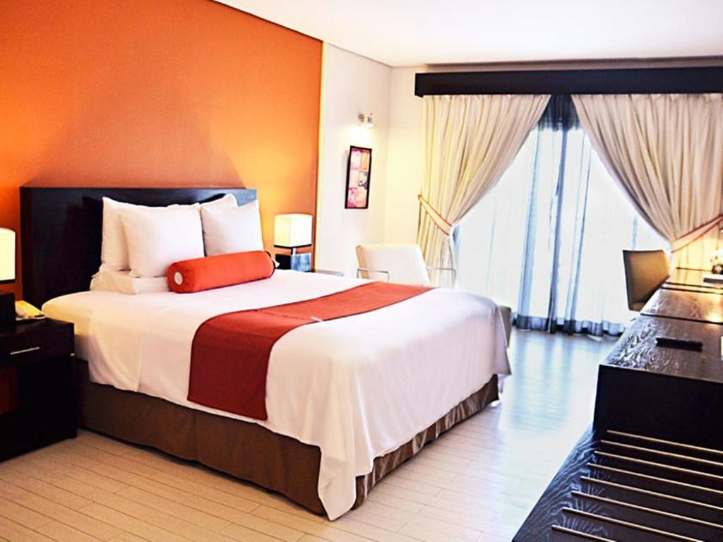 Thunderbird Resorts - Poro Point San Fernando City  Luaran gambar