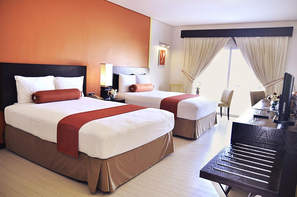Thunderbird Resorts - Poro Point San Fernando City  Luaran gambar